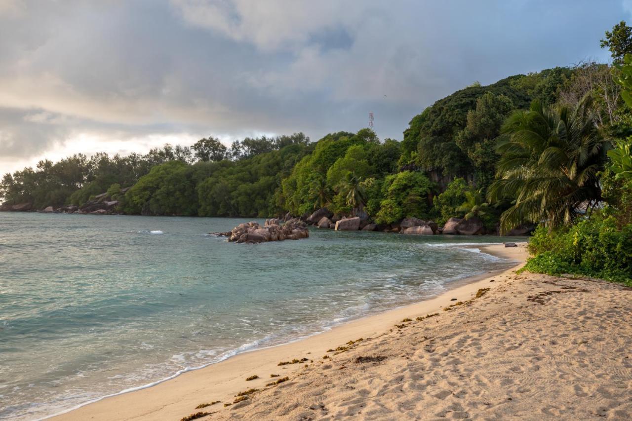 Crown Beach Hotel Seychelles Pointe Au Sel Екстериор снимка