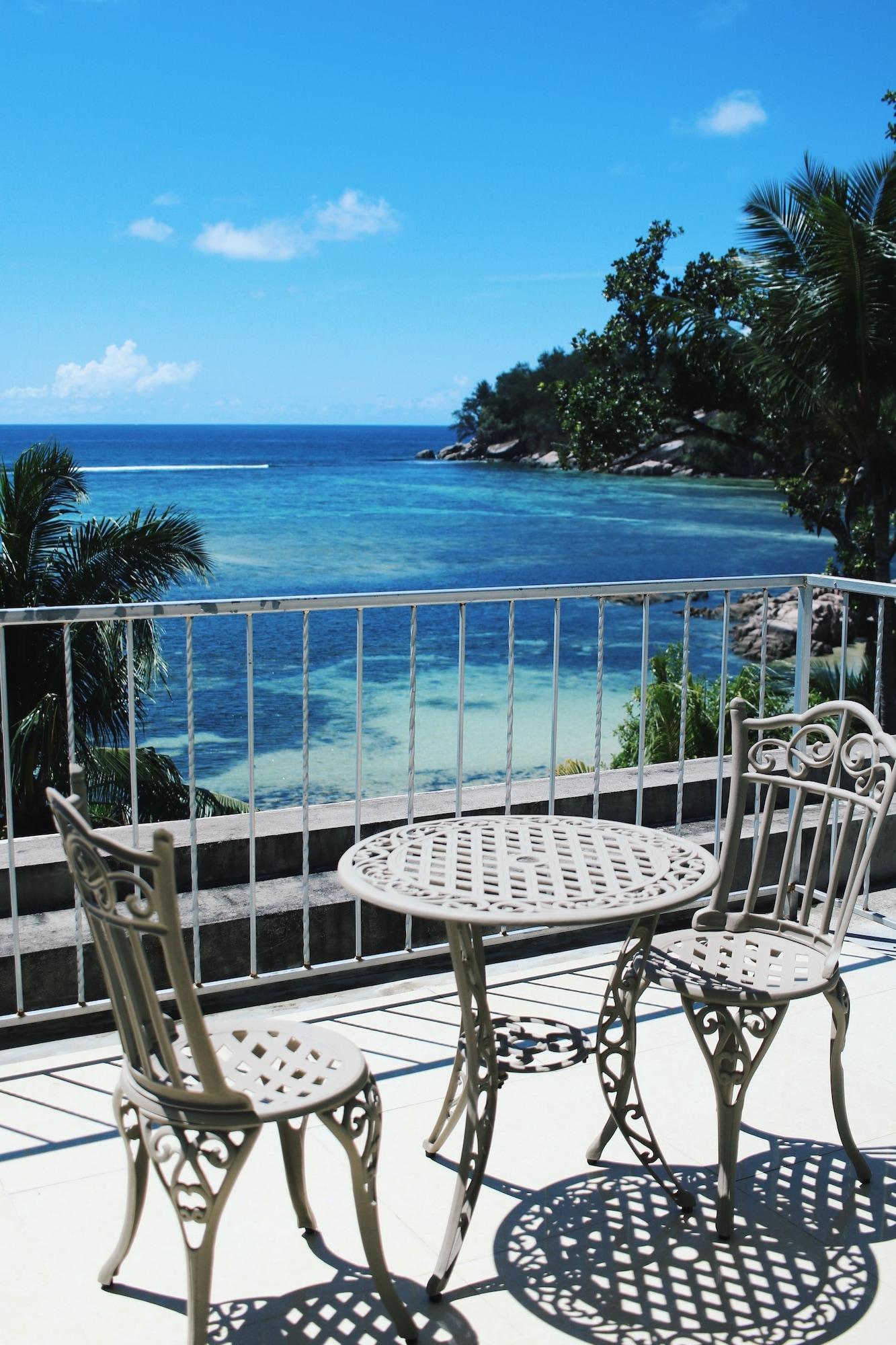 Crown Beach Hotel Seychelles Pointe Au Sel Екстериор снимка